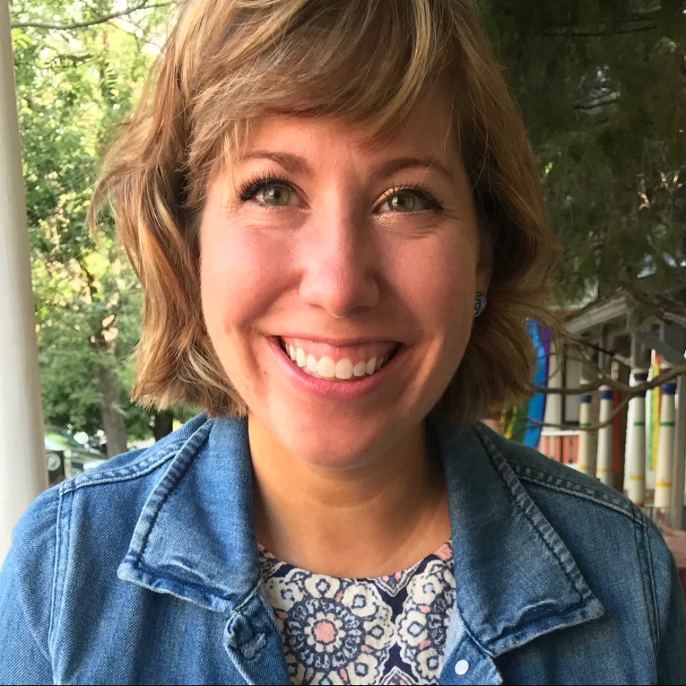 Meet your Posher, Danielle